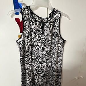 Sleeveless dress